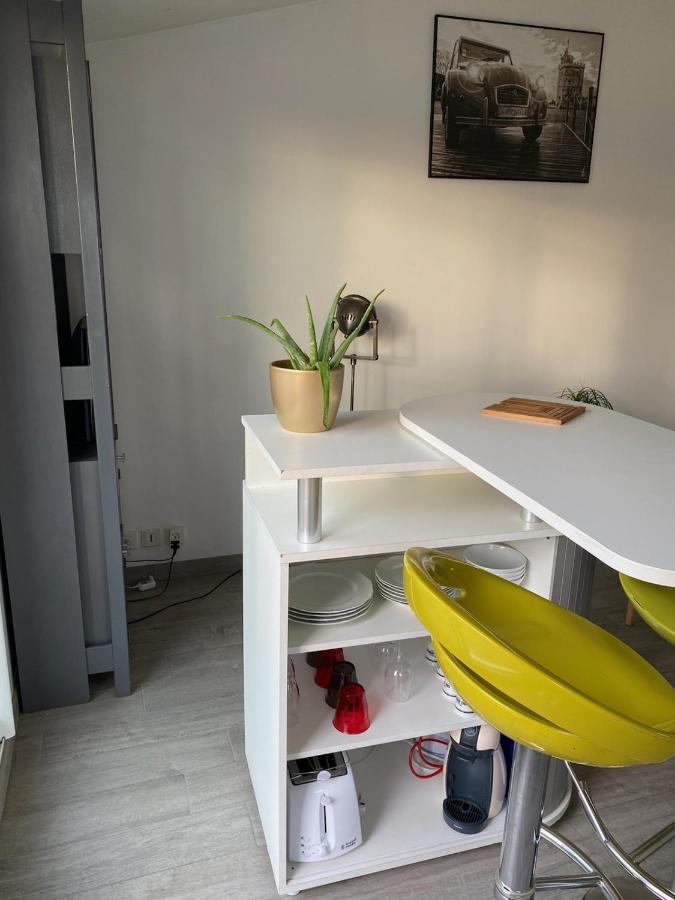 شقة Chaleureux T2 30 M2 Et Sa Terrasse Bois 18 M2 لا روشيل المظهر الخارجي الصورة