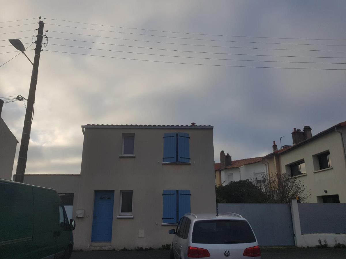 شقة Chaleureux T2 30 M2 Et Sa Terrasse Bois 18 M2 لا روشيل المظهر الخارجي الصورة